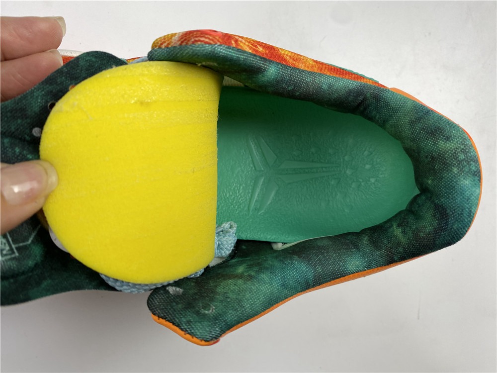 Kobe 8 System 587580-800